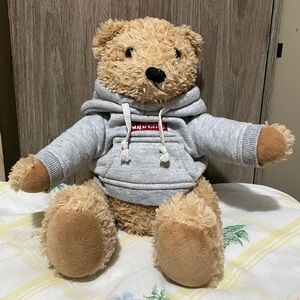 Supreme Steiff Teddy Bear